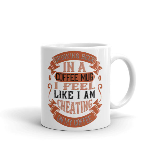 Cana personalizate - Drinking beer in a coffe mug